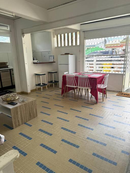 Maison Authentique A 300M De La Plage 圣安娜 外观 照片